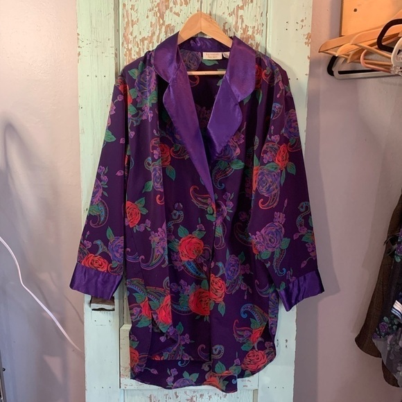 Vintage Victoria’s Secret Purple Floral Robe. Size Large. Double Breasted - Picture 1 of 4